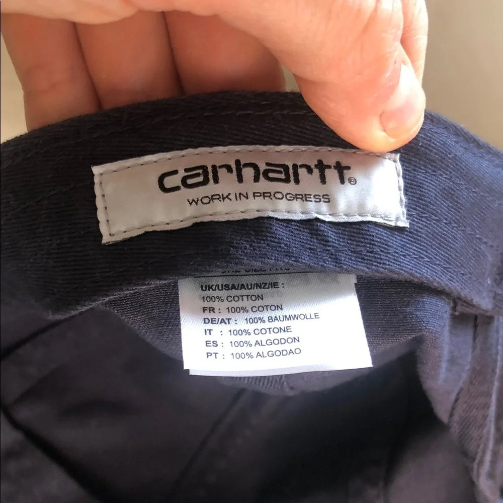 Carhartt Retro Navy Low-Profile Logo Cap